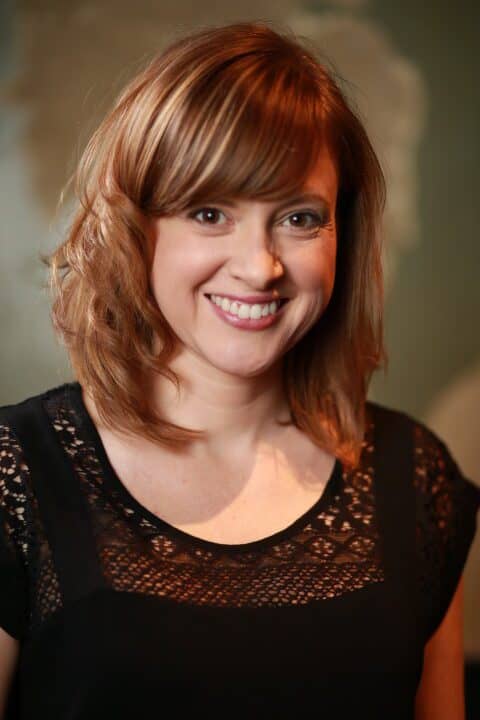 Headshot of Amanda Hinkle-Wallace, Director on the Centre[4]Arts board.